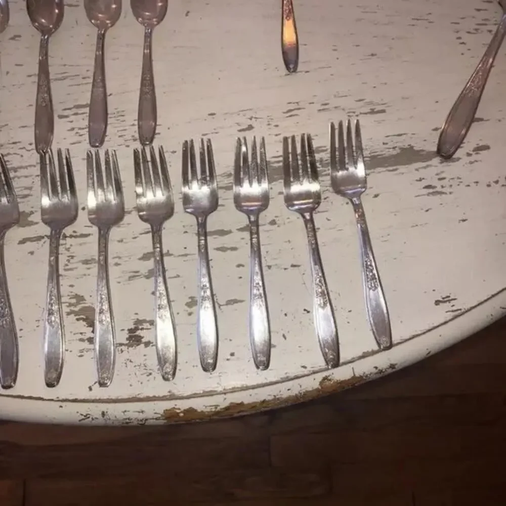 Vintage Rogers Bros 1847 Silverware Set of 60 Pieces AMBASSADOR Silverplate